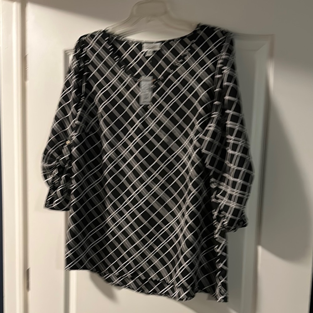 Dress Barn Black and White Plaid Top 3/4 sleeves